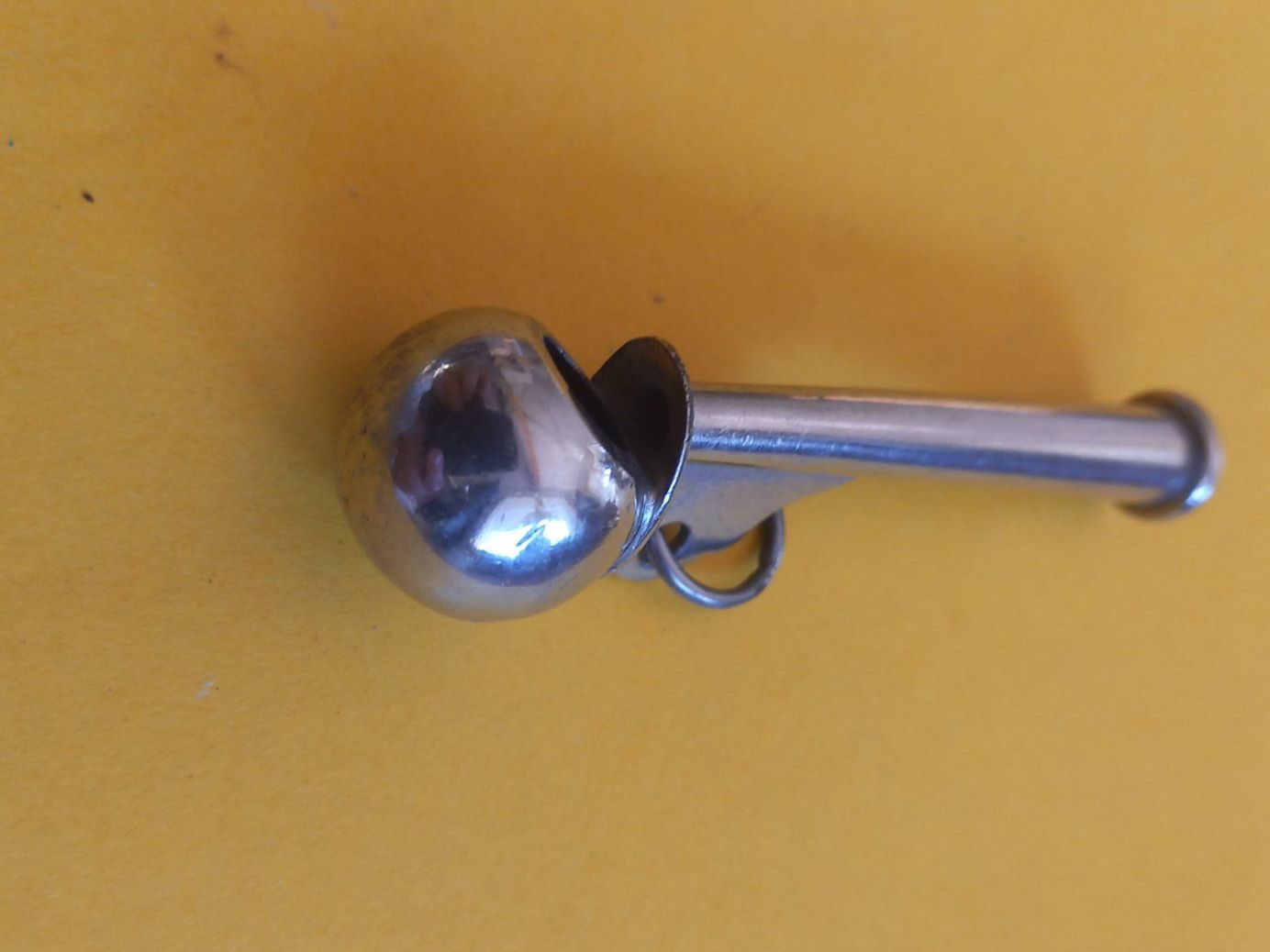 Musikinstrumente: Sifflet ancien style de chef de train – Gebraucht aus Rossens FR von Souris1 2