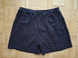 short noir taille XL