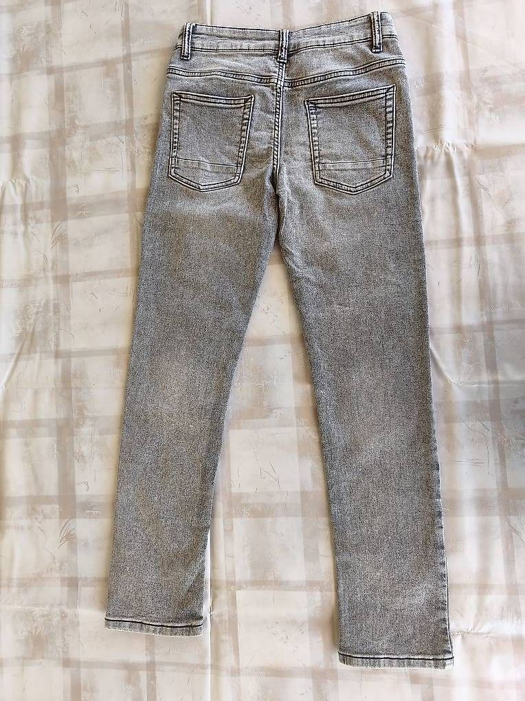 Hosen: 2 Jeans in Grösse 158 – Gebraucht aus Eschlikon TG von schwellbi 4