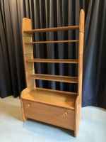 Bücherregal aus massivem hellem Holz (50er Jahre)
