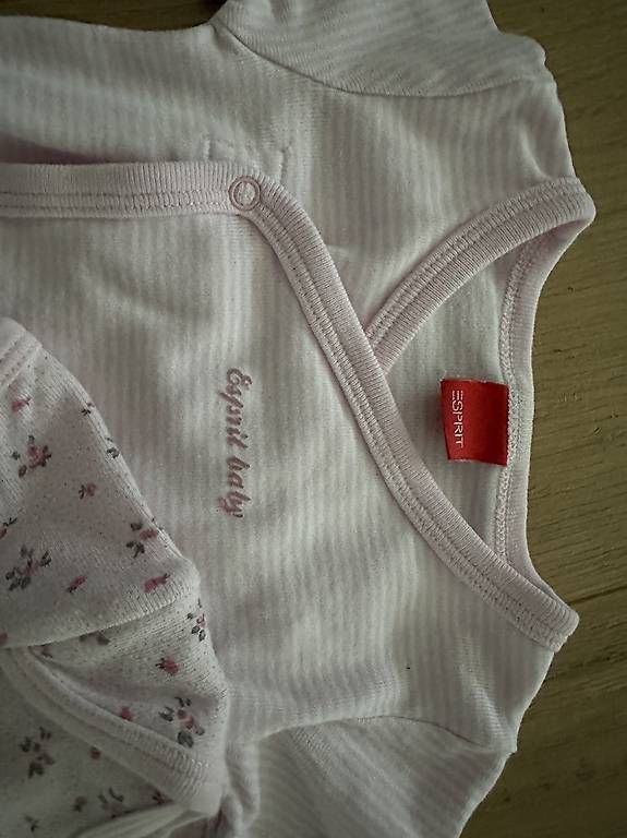 Sanetta Lotti & Set di vestiti: Esprit & Sanetta Bodies (neu) – Nuovo (secondo la descrizione) da Baar venduto da san_qk22 1