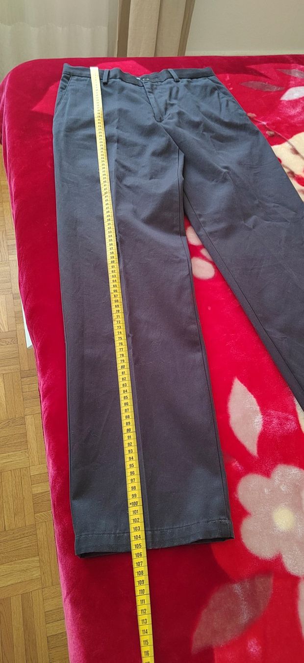 Pantaloni: Pantalon Dockers, taille 28/30. – Usato da Lausanne venduto da Kitty_Friperie 6
