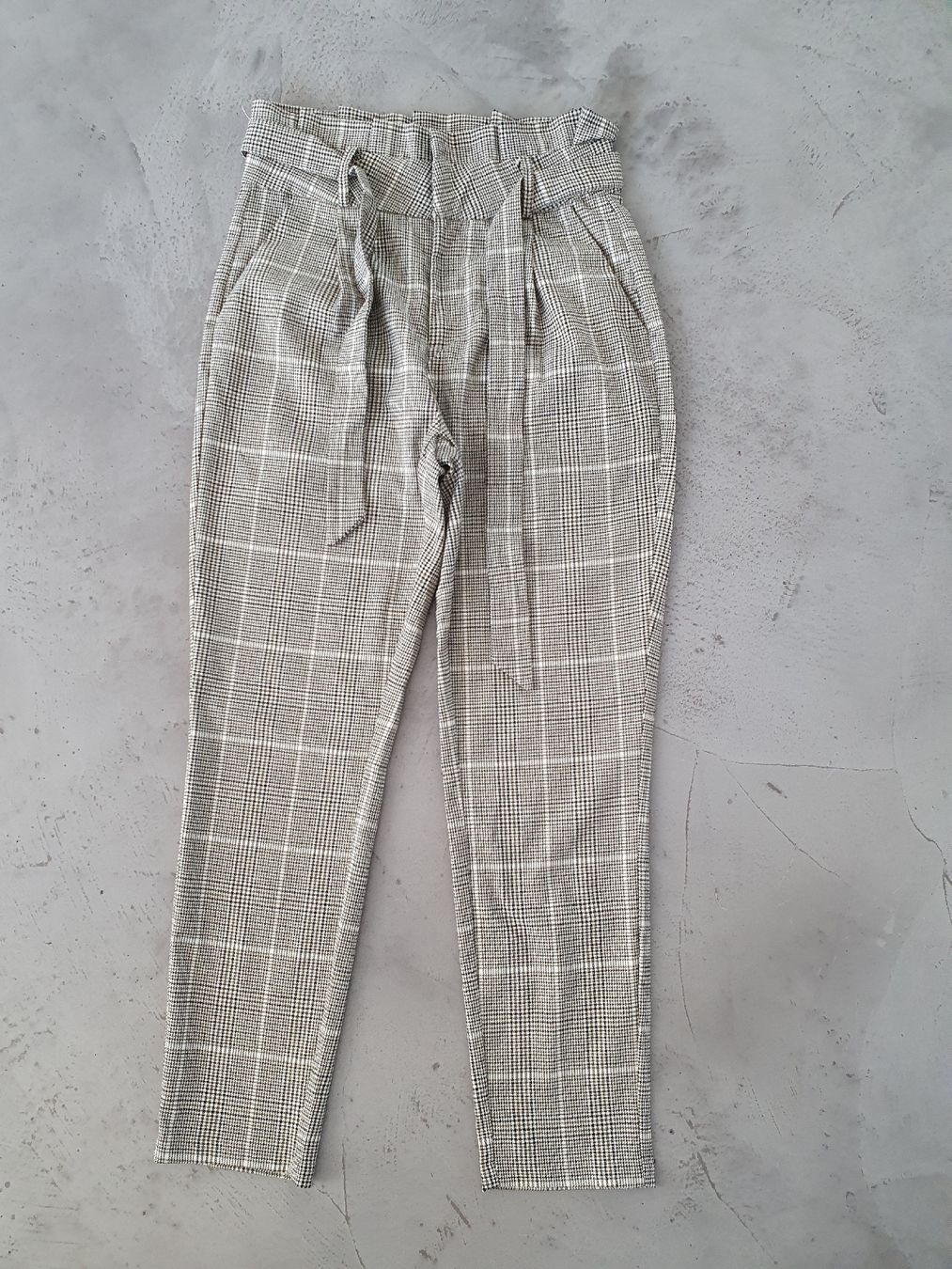Vero Moda Pantaloni: Stoffhose, kariert, XS – Usato da Steinach venduto da Xamax18