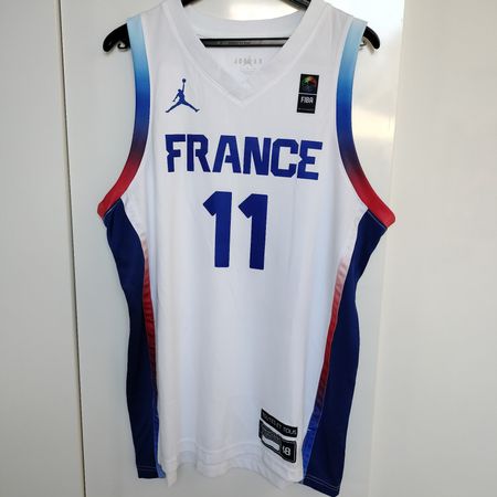 FRANCE BASKETBALL Jersey // 11 MALEDON // Gr L‪