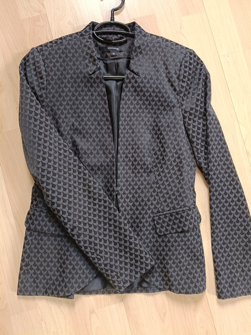 Comma Jacken: Comma Blazer - Neu! – Neu (gemäss Beschreibung) aus Adliswil von Vimovi