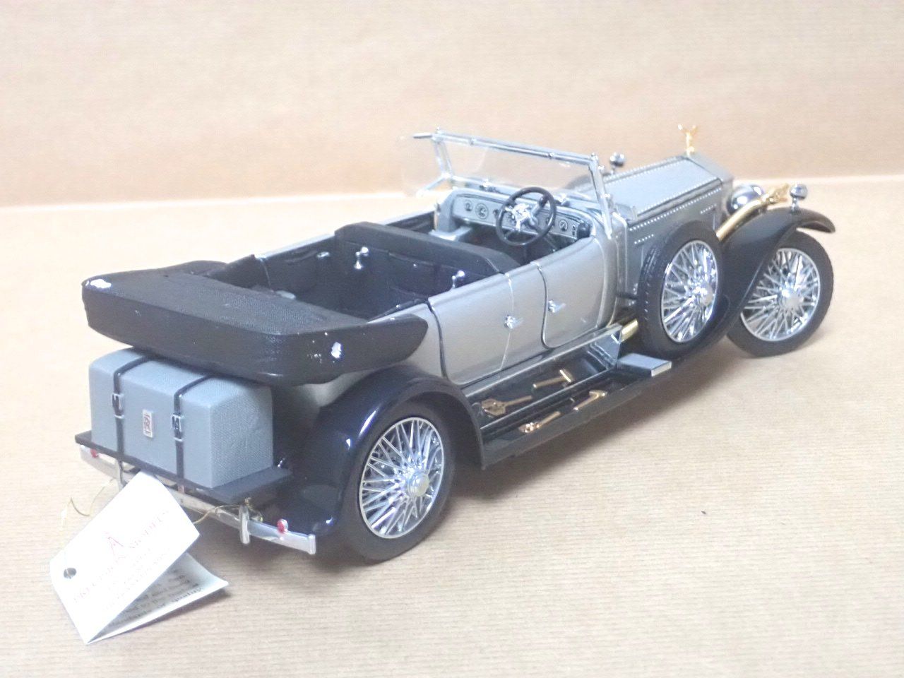 Franklin Mint Modellautos: Rolls Royce Silver Ghost Tourer 1925 - Franklin Mint - 1/24 – Neu und originalverpackt aus Winterthur von 602ccm 1