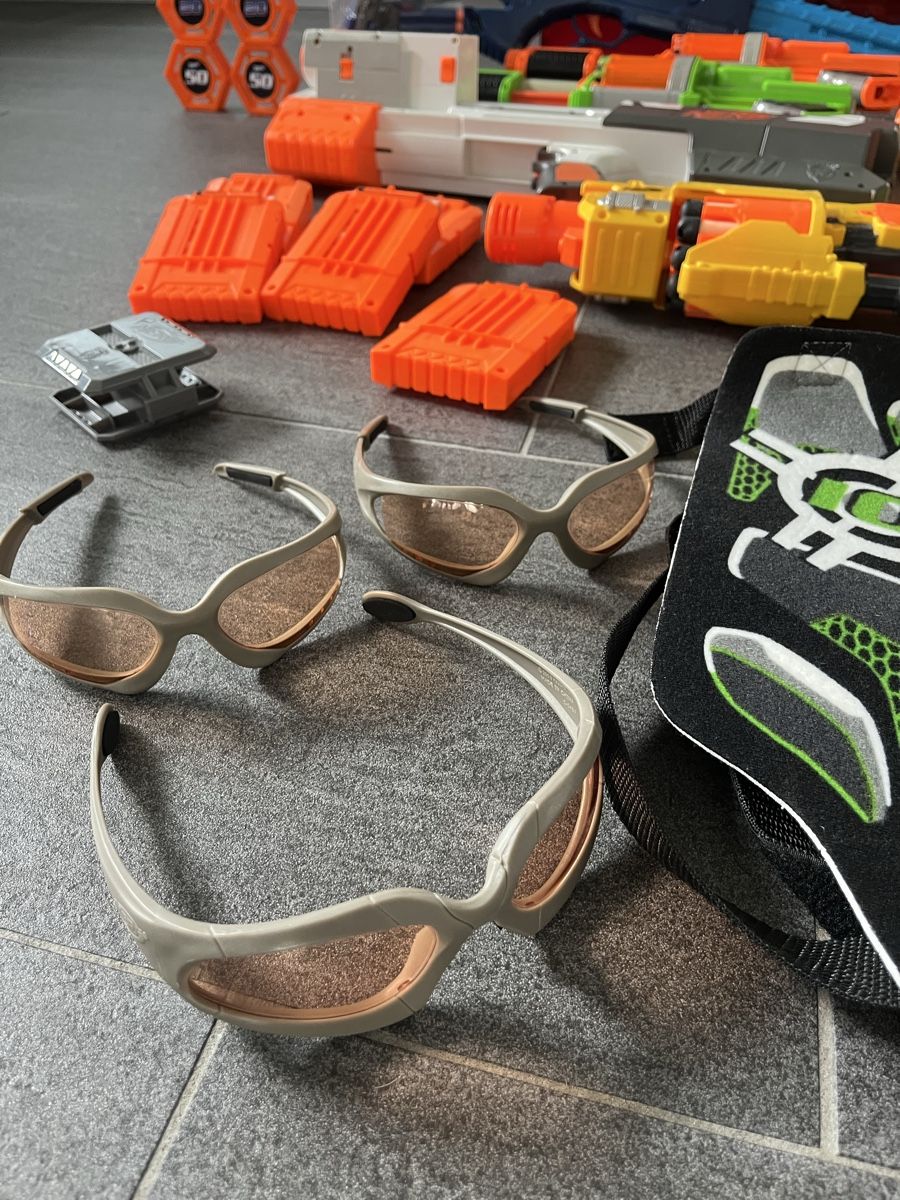 Nerf Giocattoli: Grosses Nerf Waffen Set für Kinder – Usato da Buttikon SZ venduto da HeidiF0102 6