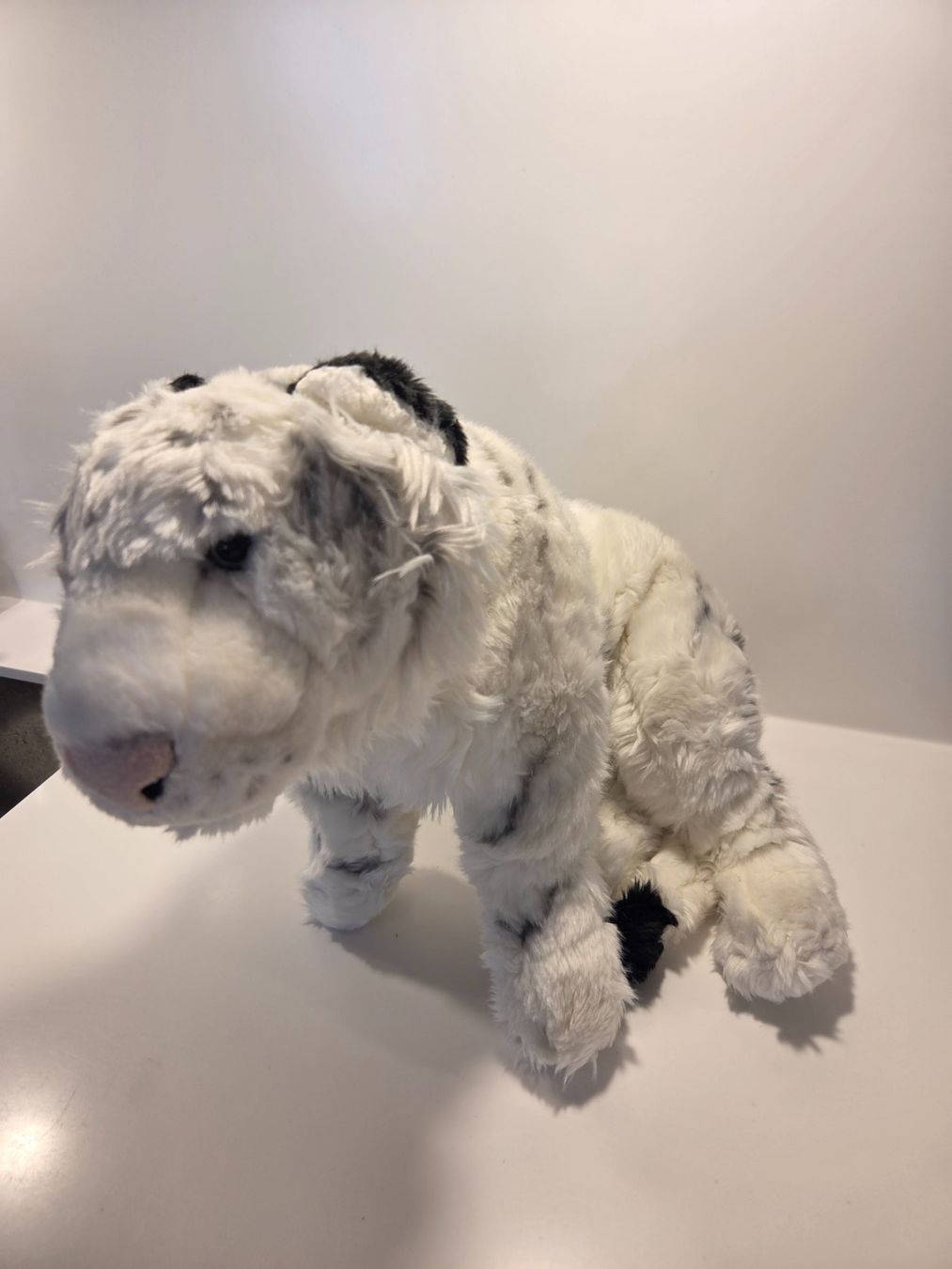 Jouets: Weisser Tiger Plüsch – D'occasion à Zürich par Lela-Mirela