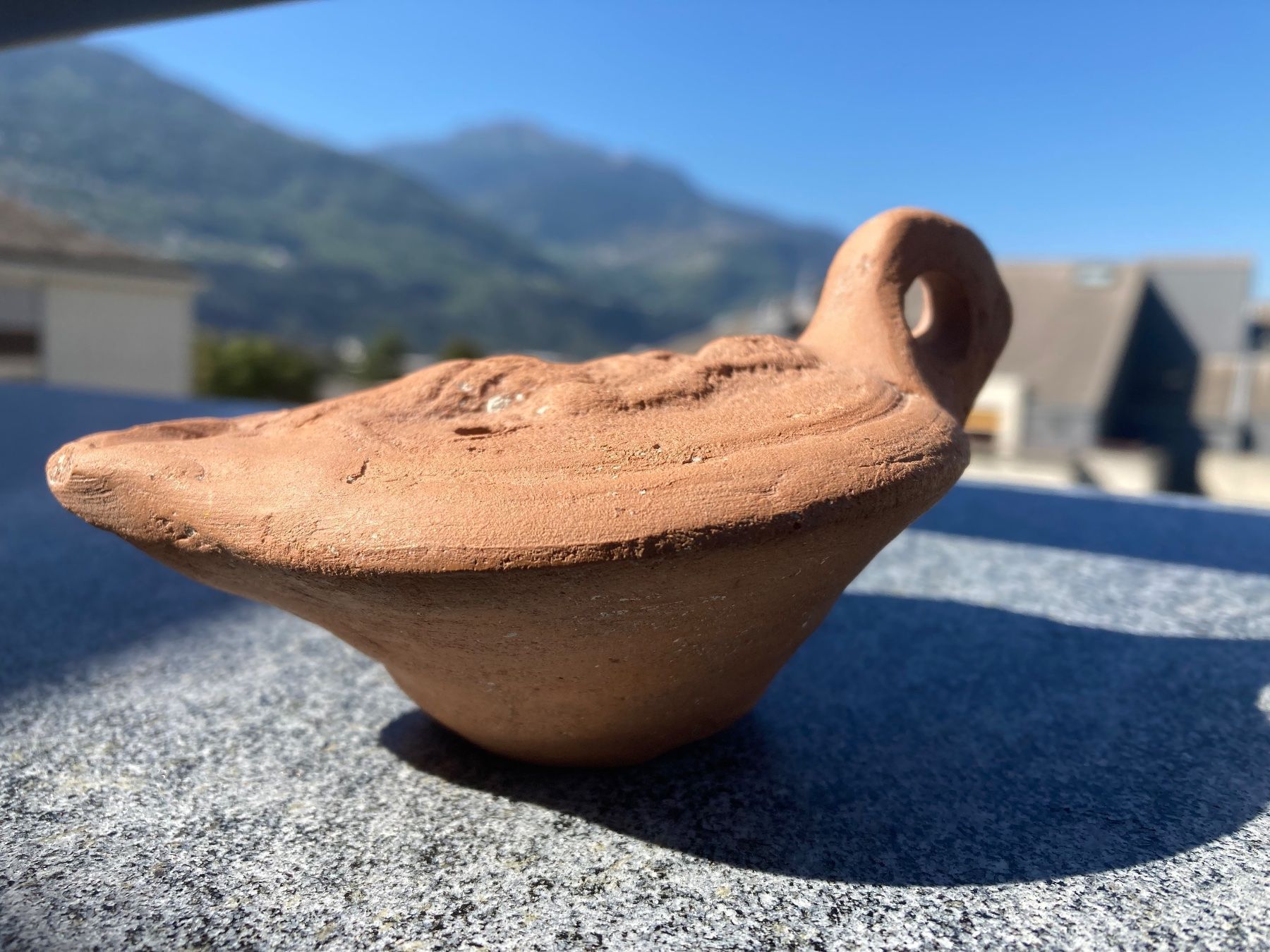Sculture & Statue: TERRAKOTTA ÖLLAMPE – Usato da sion venduto da orchikorchik 3