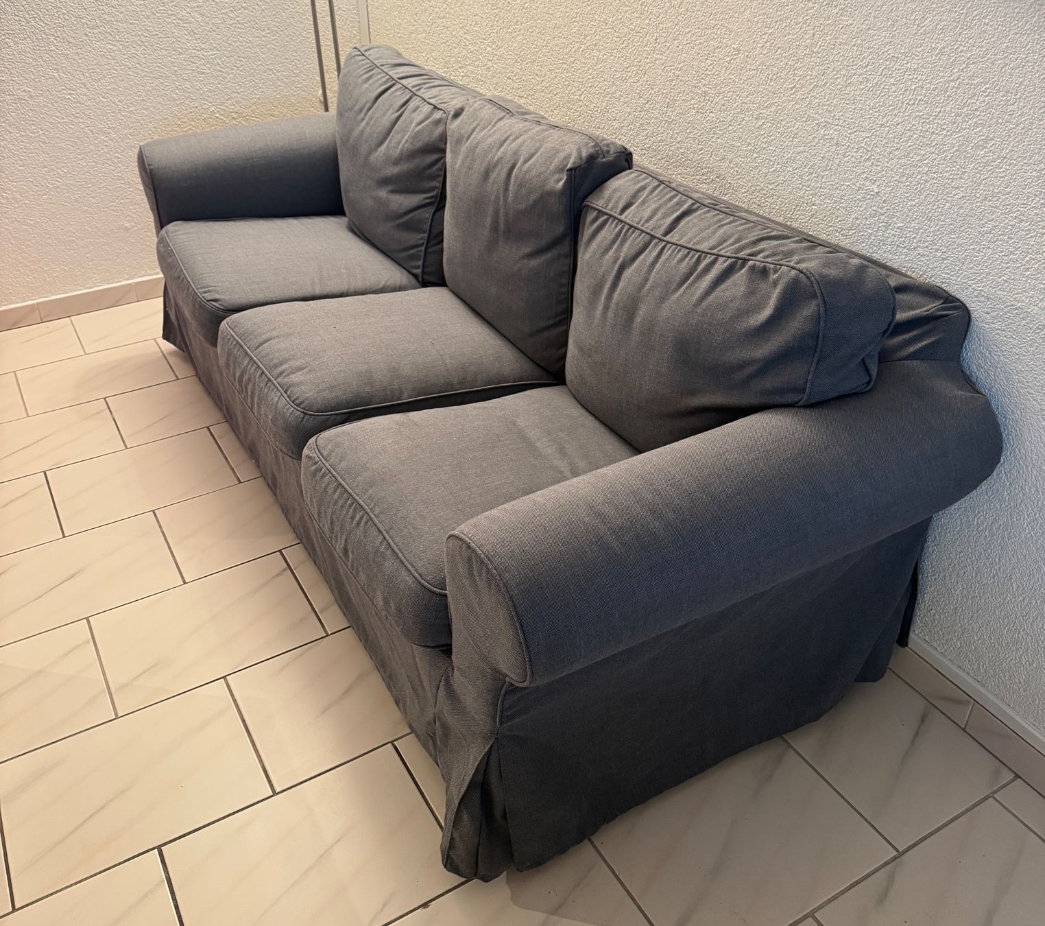 Ikea Sofas: Ikea 3er Sofa – D'occasion à Hüttikon par Danone2 1