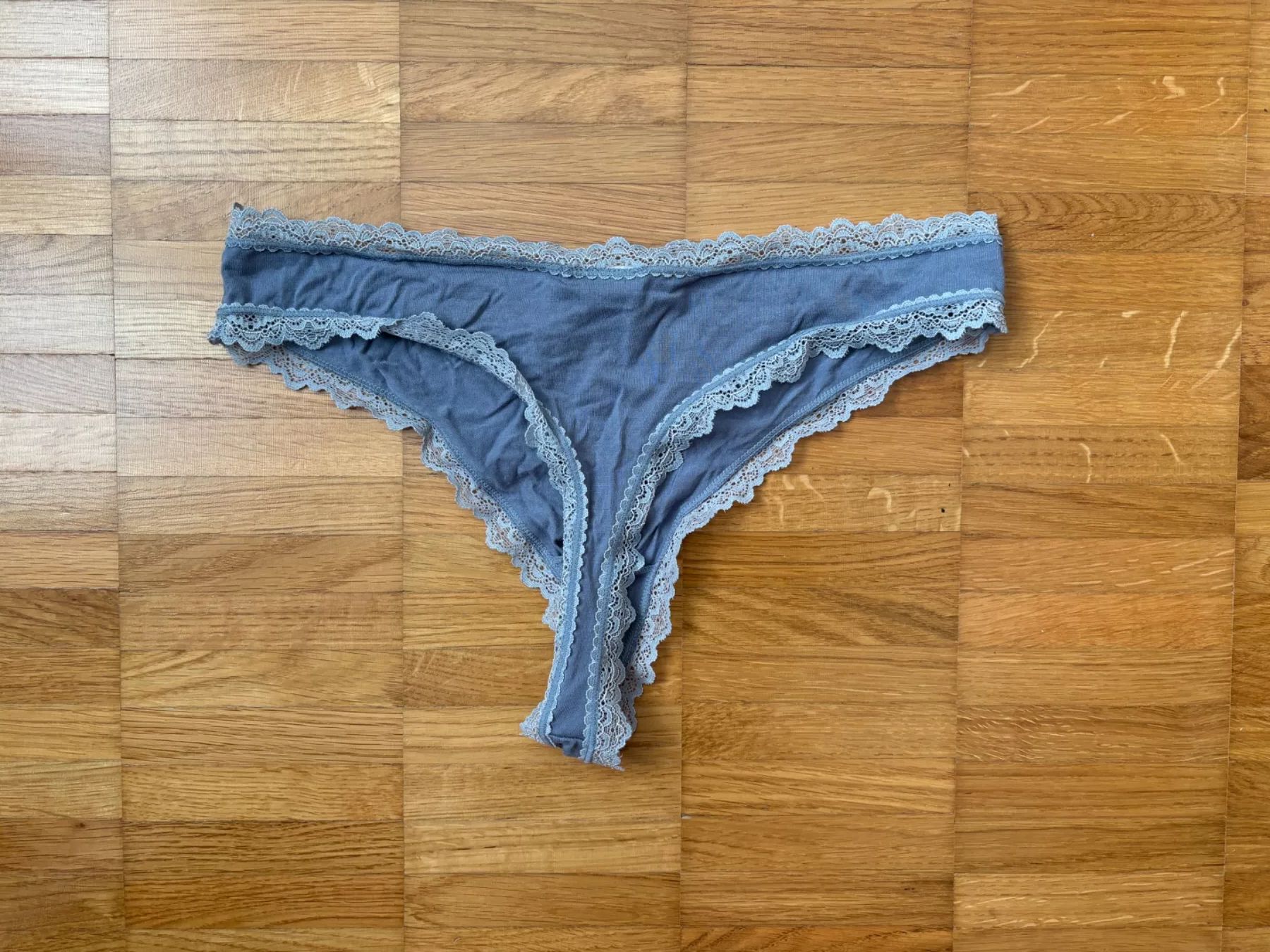 Altra biancheria intima: Sexy Spitzen-String, Gr. S – Usato da Winterthur venduto da Sunshine143 4