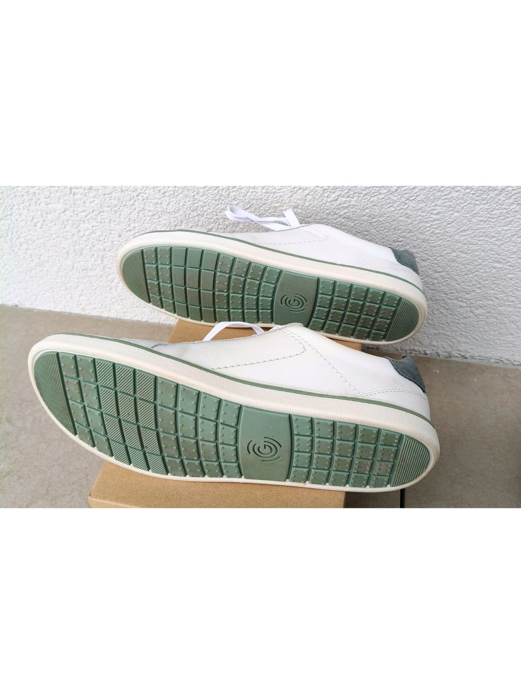 Scarpe da uomo: Groundies neuves 41.5 – Nuovo e nell'imballaggio originale da Monthey venduto da lesaffairesdecamille 5
