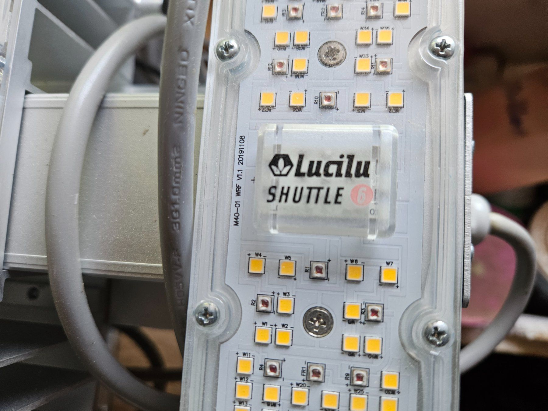 Lampade: Lucilu Shuttle LED Pflanzenlampe 3stk – Usato da mamishaus venduto da Jan-97 2