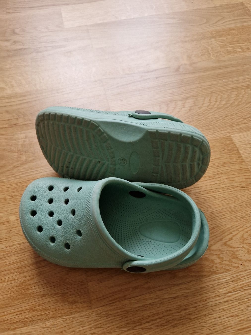 Scarpe per ragazzi: Hausschuh Gr 25 – Usato da Zürich venduto da mel_mzx6