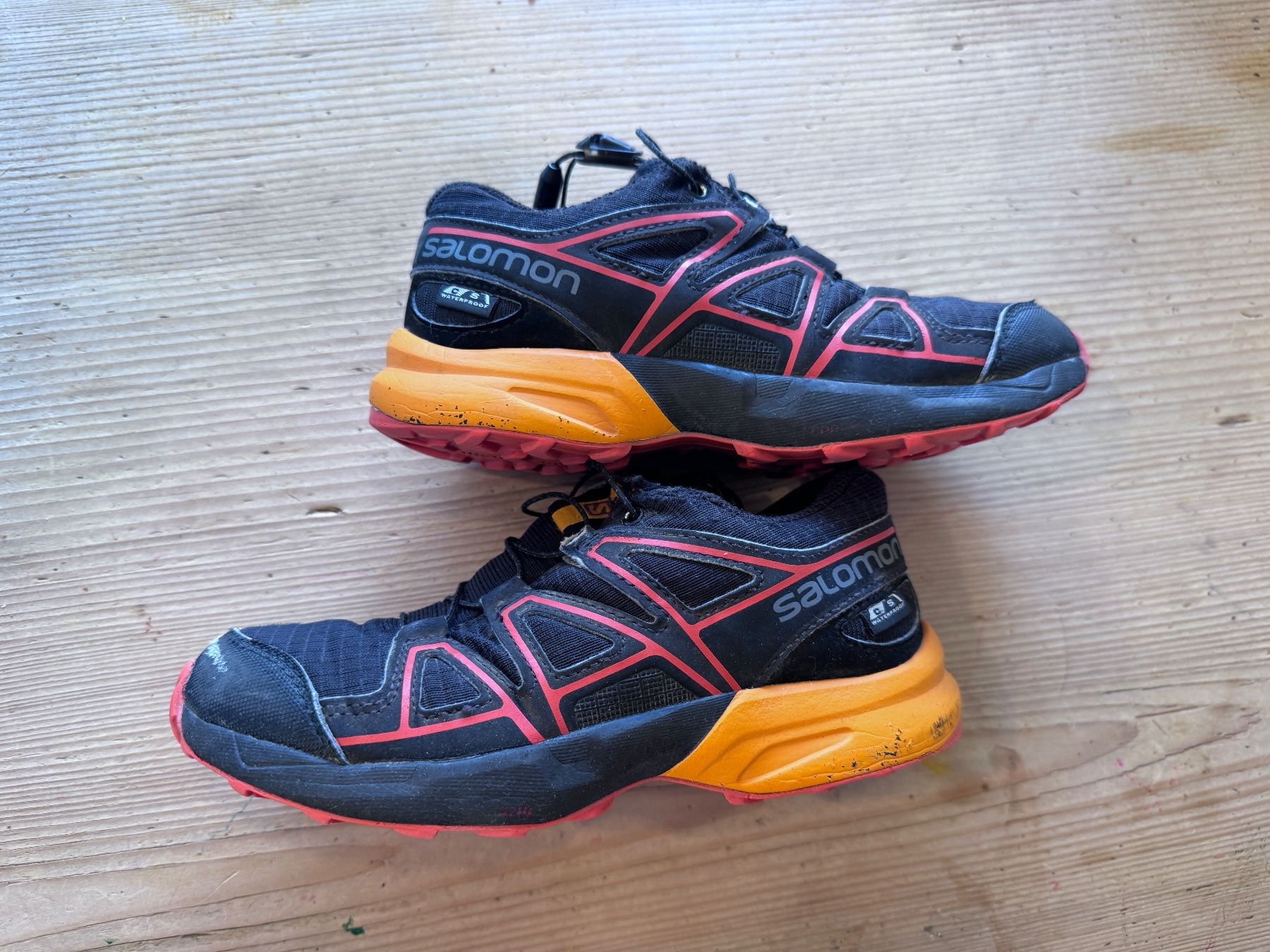 Salomon Schuhe für Jungen: Kinderschuhe Salomon – Gebraucht aus zürich von oives22