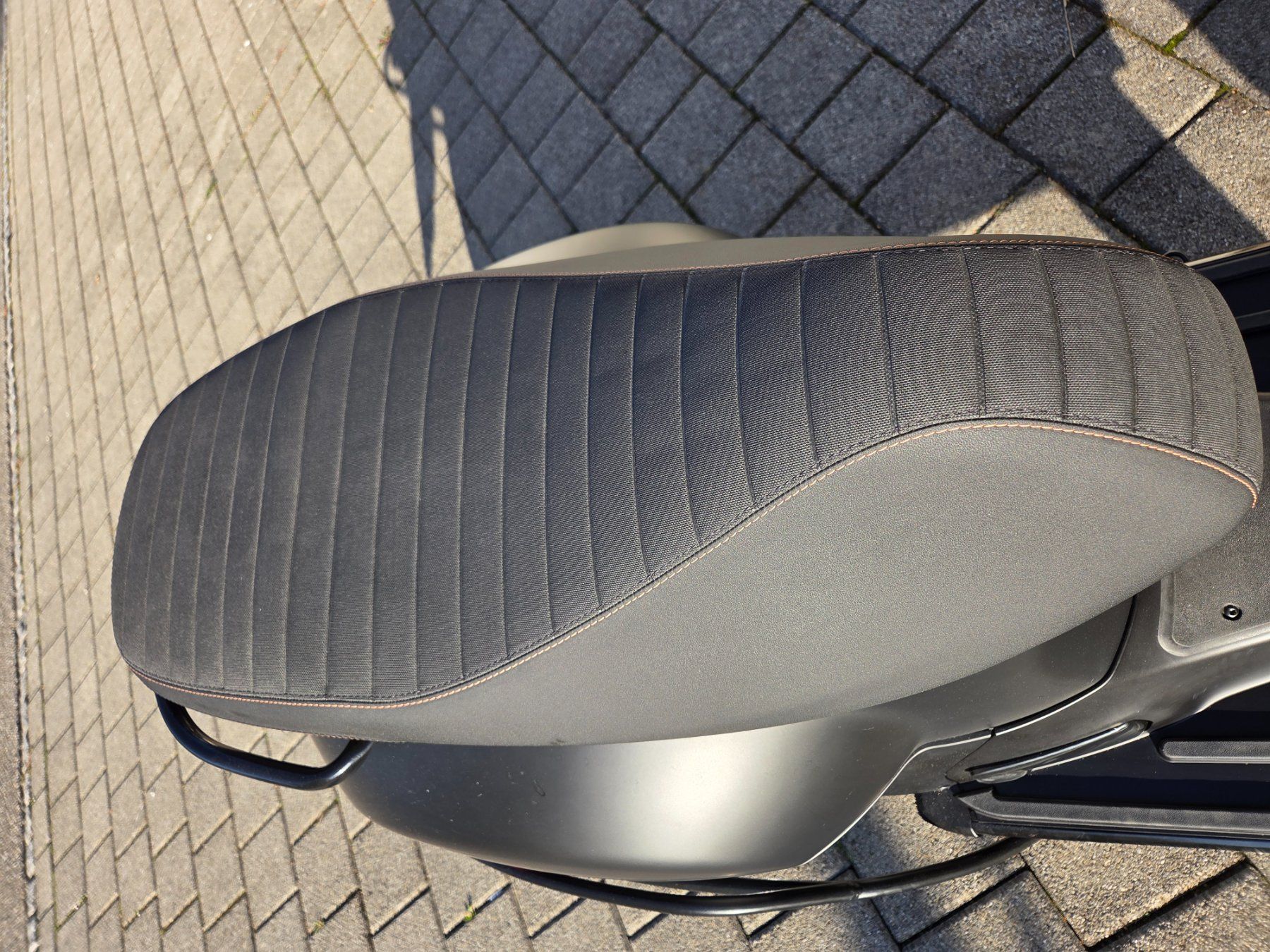 Vespa Scooter: PIAGGIO Vespa GTS 300 – Usato da Langnau i.E. venduto da Fredinand 8