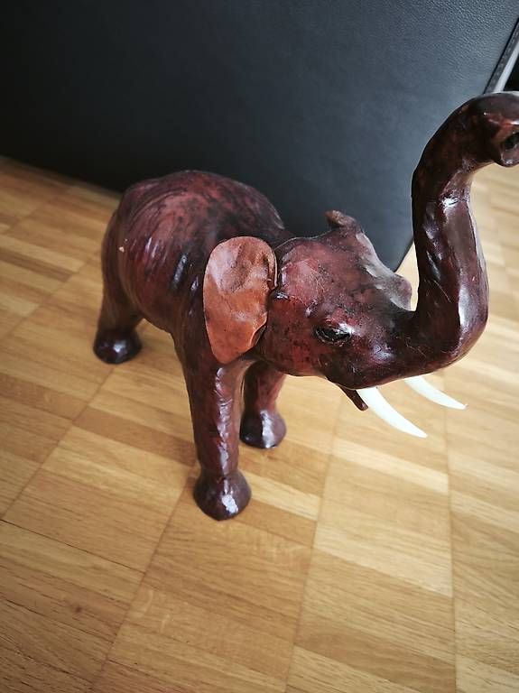 Alle Dekorationen: Deko-Elefant – Gebraucht aus Bern von wefound