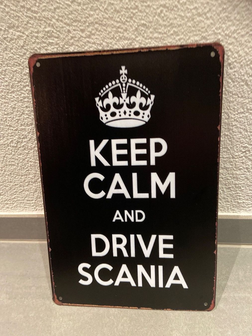 Insegne: SCANIA KEEP CALM Schild %%%NEU BLACK – Nuovo e nell'imballaggio originale da Seon venduto da Aaargauer01 2