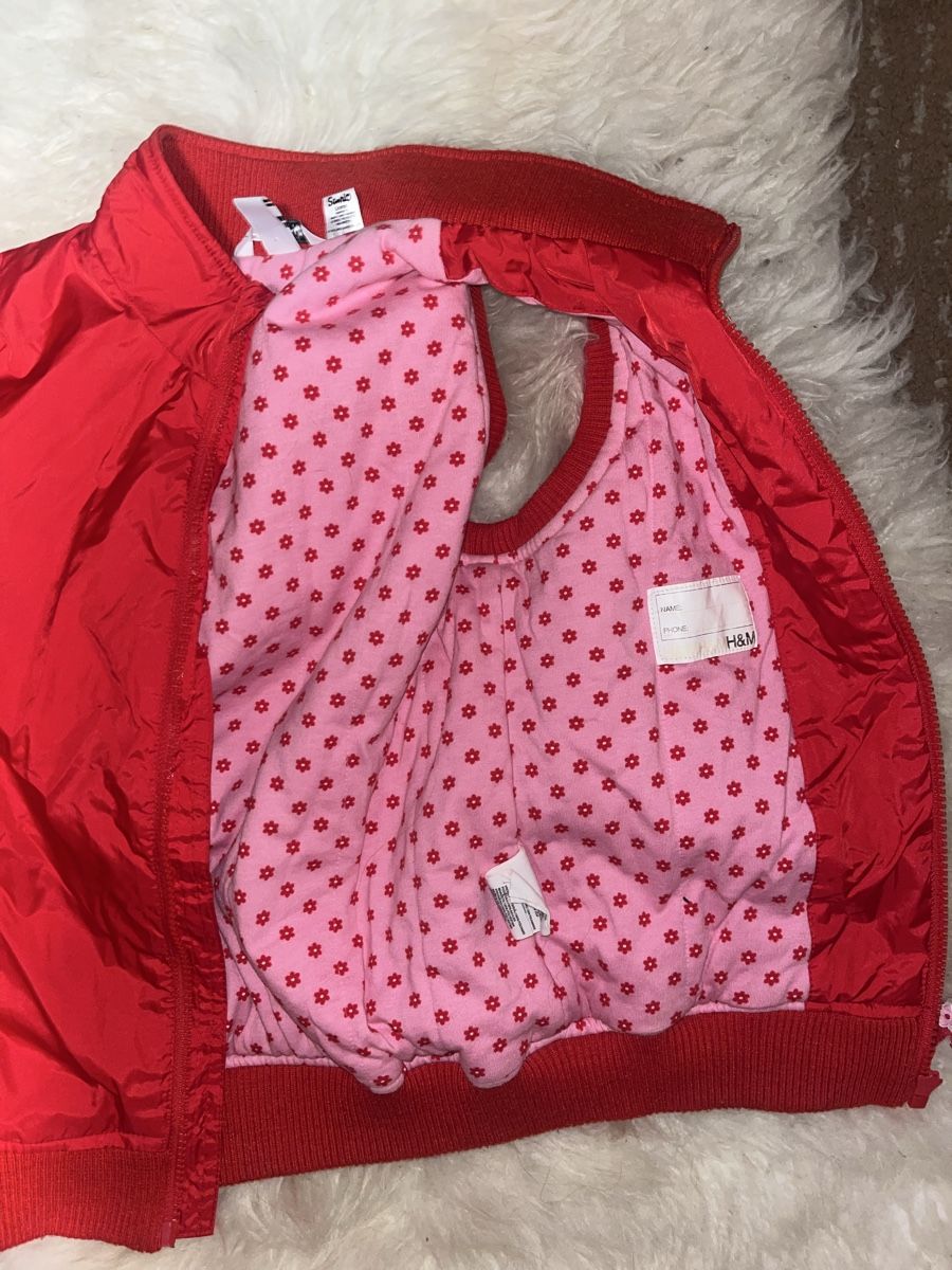 H&M Altro abbigliamento per bambina: rote hello kitty veste – Usato da Zollikerberg venduto da sar_mxh5 2