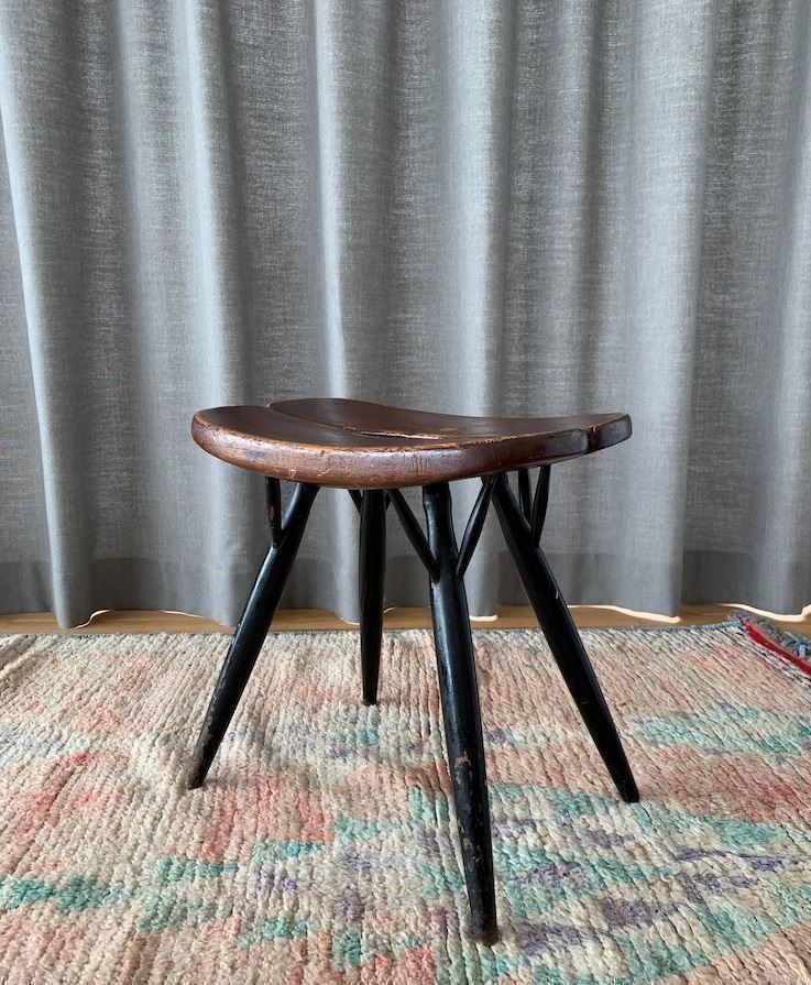 Stühle: Ilmari Tapiovaara Pirkka stool – Gebraucht aus Bern von Zmodern_VIN 3
