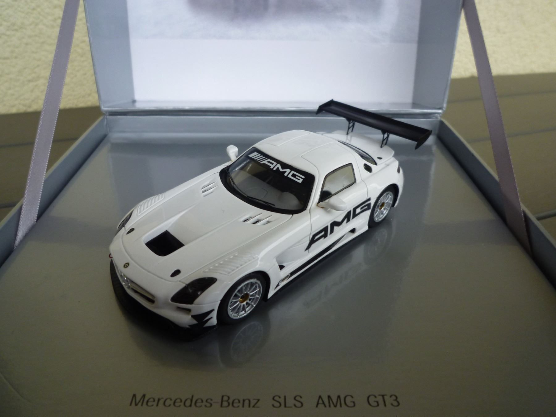 Mercedes-Benz Modellautos: Mercedes-Benz SLS AMG GT3 – Neu und originalverpackt aus Flawil von Imperiosud 1