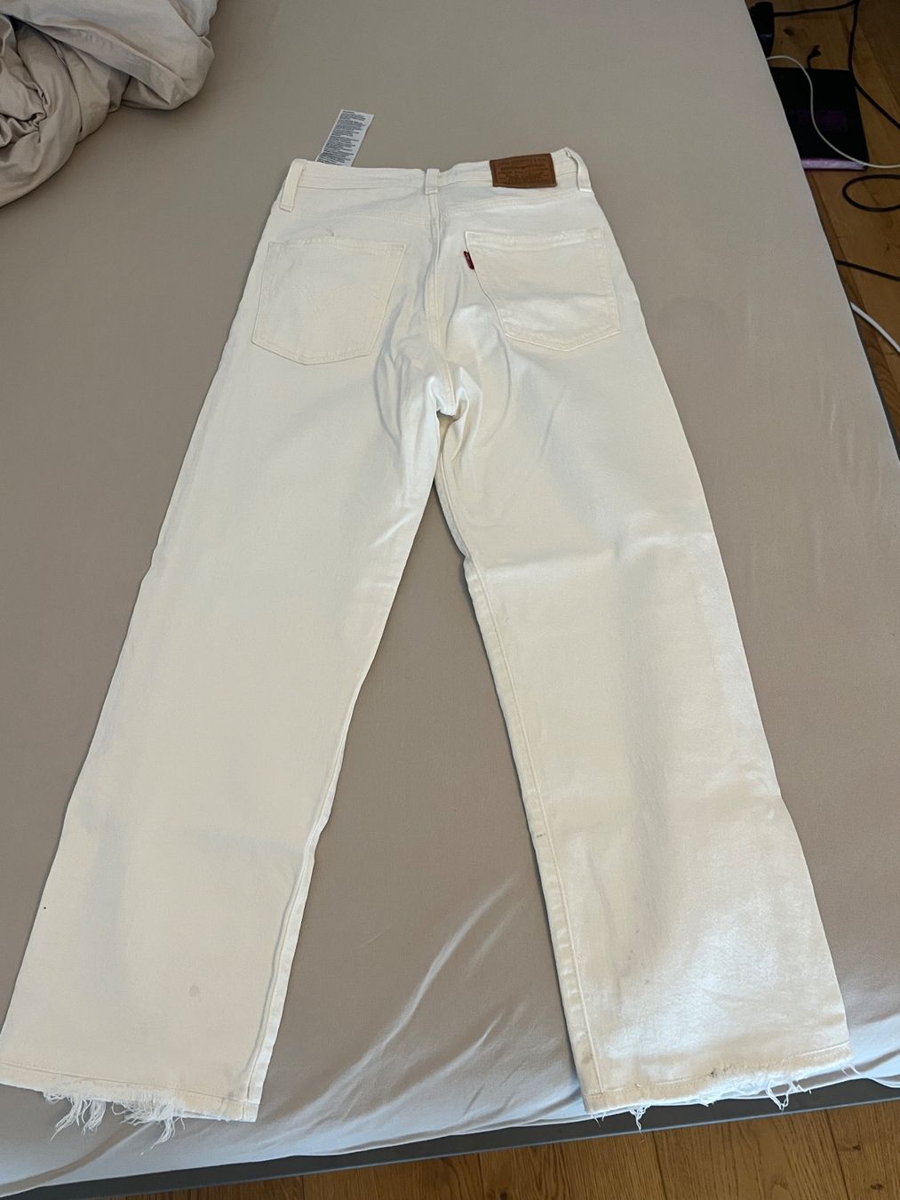Levi's Jeans: Levi‘s Ribcage straight 25 – D'occasion à Zürich par Joellita25 1