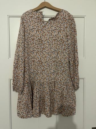 Benetton bequemes Kleid, Herbstmuster, top Zusta