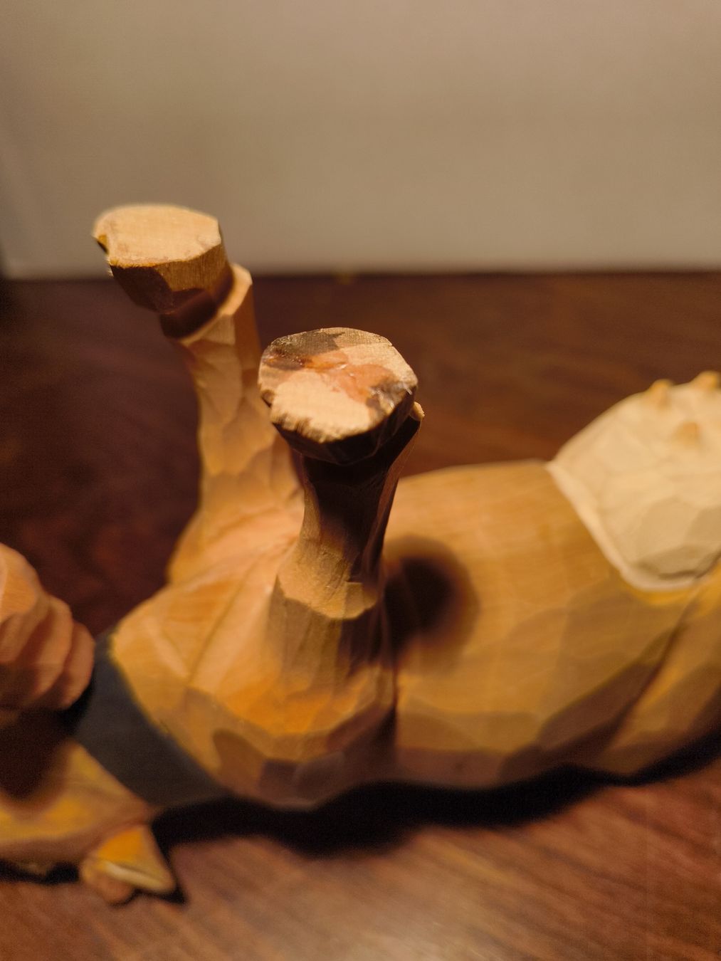 Statuette: geschnitzte Holz Kuh mit Glocke – Usato da stettlen venduto da VintageBern_ch 8