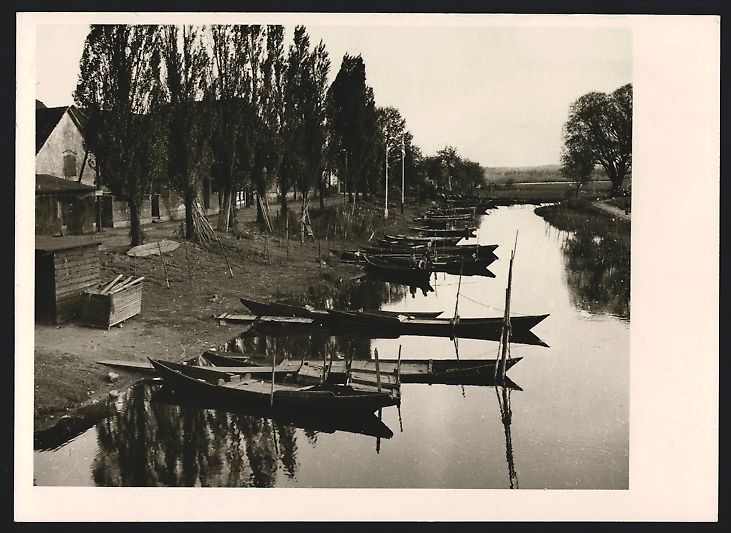 Fotografie & Manifesti: Fotografie Beeskow, Fischerboote auf der – Usato da Berlin venduto da bartko-reher