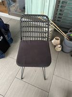 4 Stück Gartenstühle, Schwarz inkl. Kissen