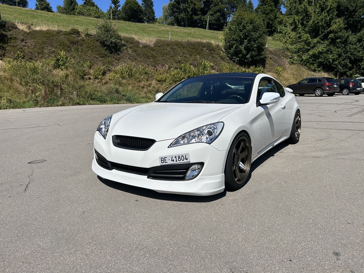 Hyundai Automobili: Hyundai Genesis Coupé 3.8V6 AT – Usato da Oppligen venduto da elt_7xdv