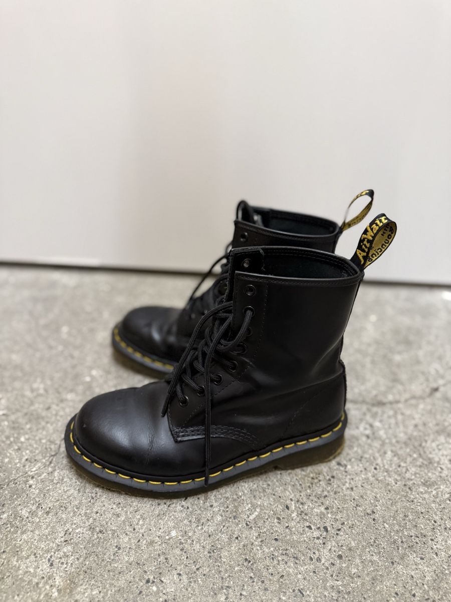 Dr. Martens Scarpe da uomo: Dr. Martens – Usato da Bern venduto da Paramagurunathan 1
