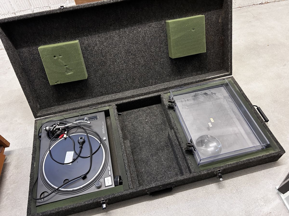 Valigie: Turntable/ Mischpult Koffer – Usato da Horgen venduto da Syman6 3