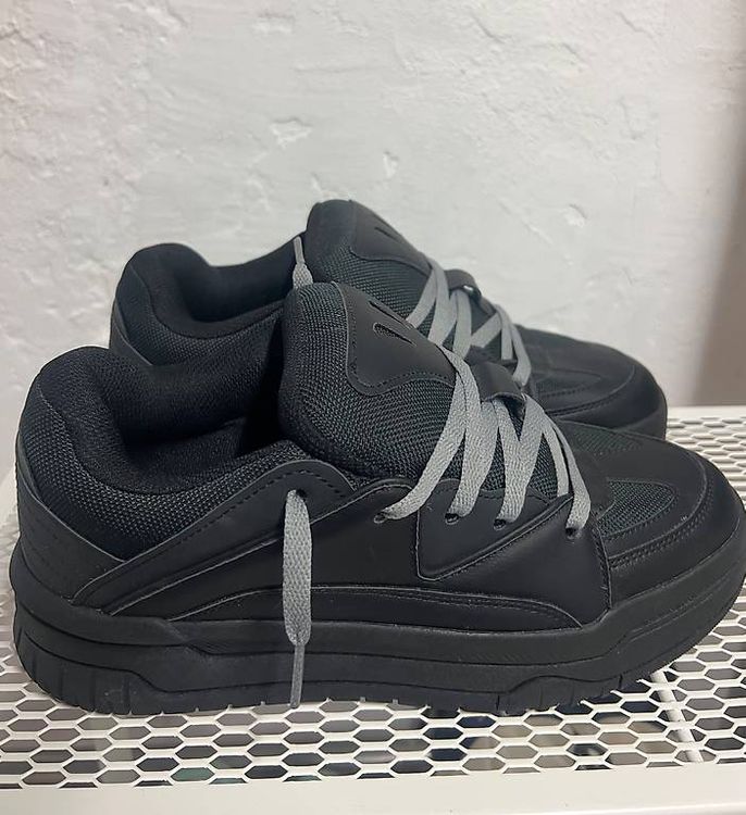 Bershka Skaterschuh neu (Neuf (Voir description)) à Basel pour CHF