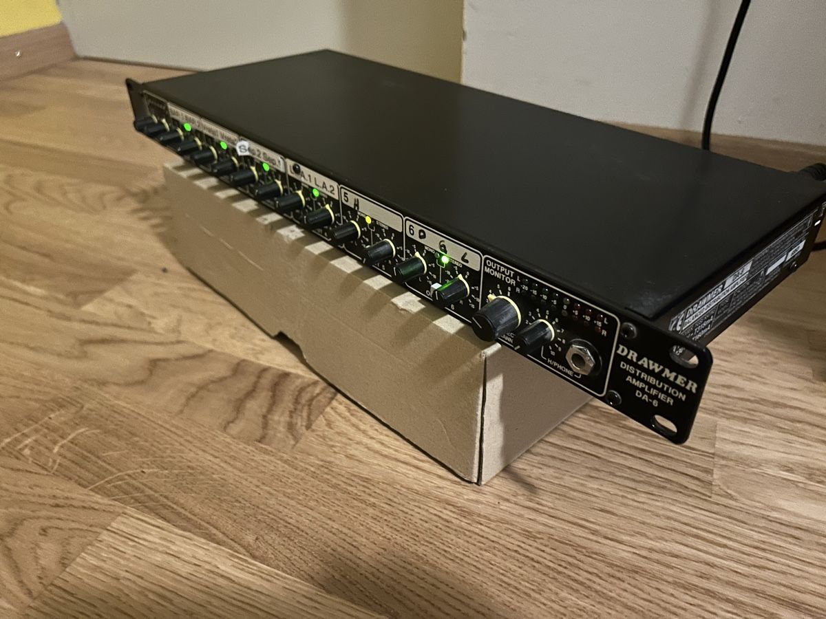 Strumenti musicali: Drawmer DA6 Distribution Amplifier - Top Zustand! – Usato da Birr venduto da nbsound 1