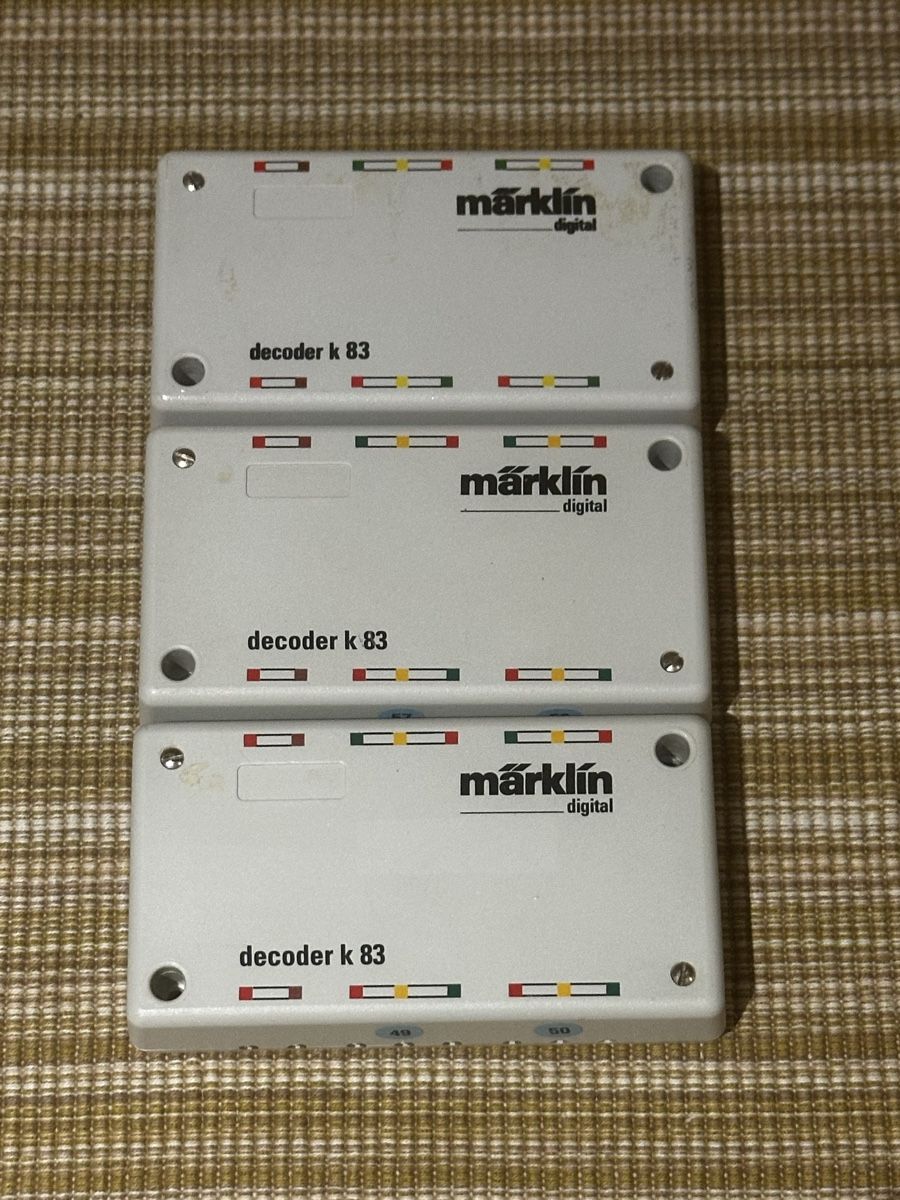 Märklin Modellini di ferrovie: 3 x Märklin k83 Decoder ab 9.- – Usato da Sennwald venduto da HARO-Import