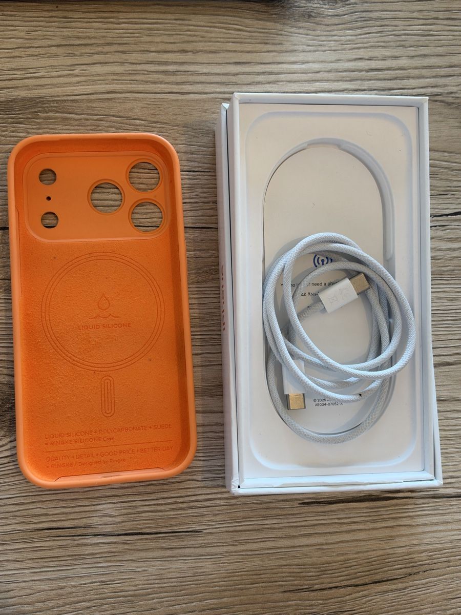 Apple Telefoni cellulari / Smartphones: Iphone 17pro 256GB - esim – Usato da Kriens venduto da Krystal_Limousines 4
