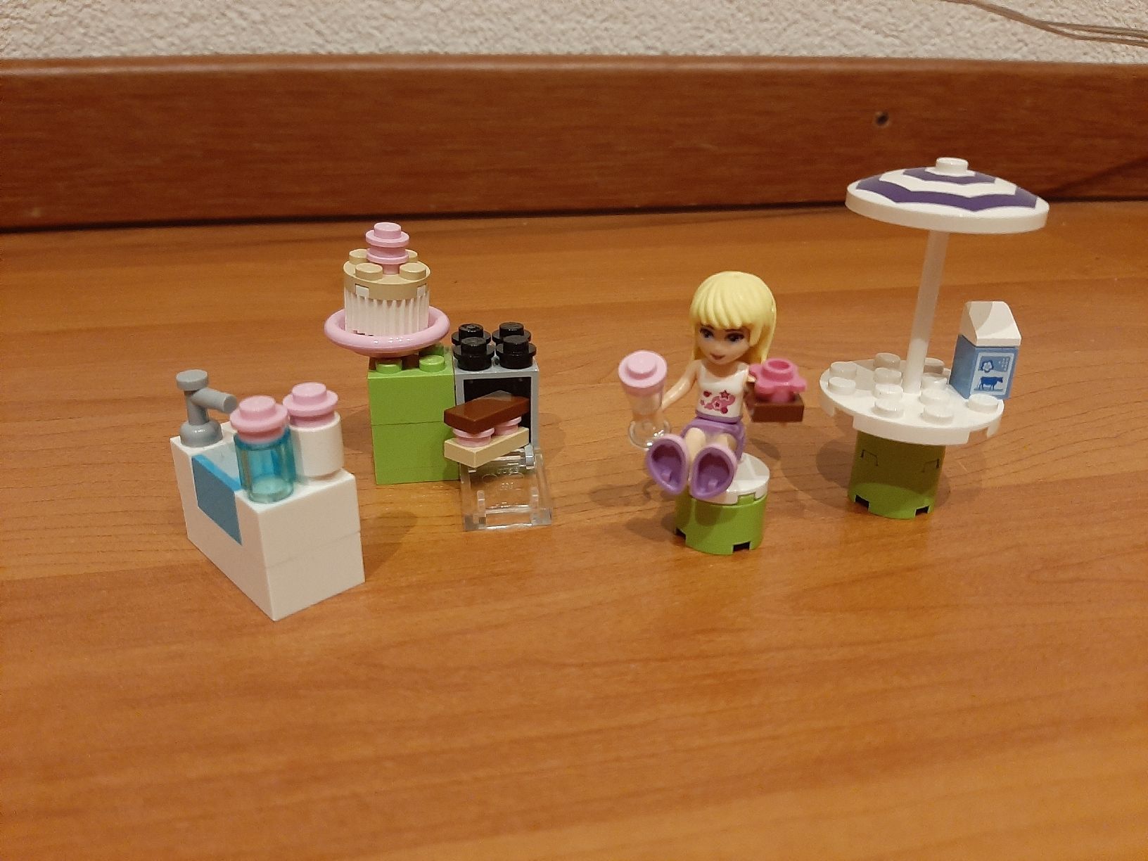 Lego Spielzeuge: Lego Friends Café – Gebraucht aus Glis von ste_w7pm 2