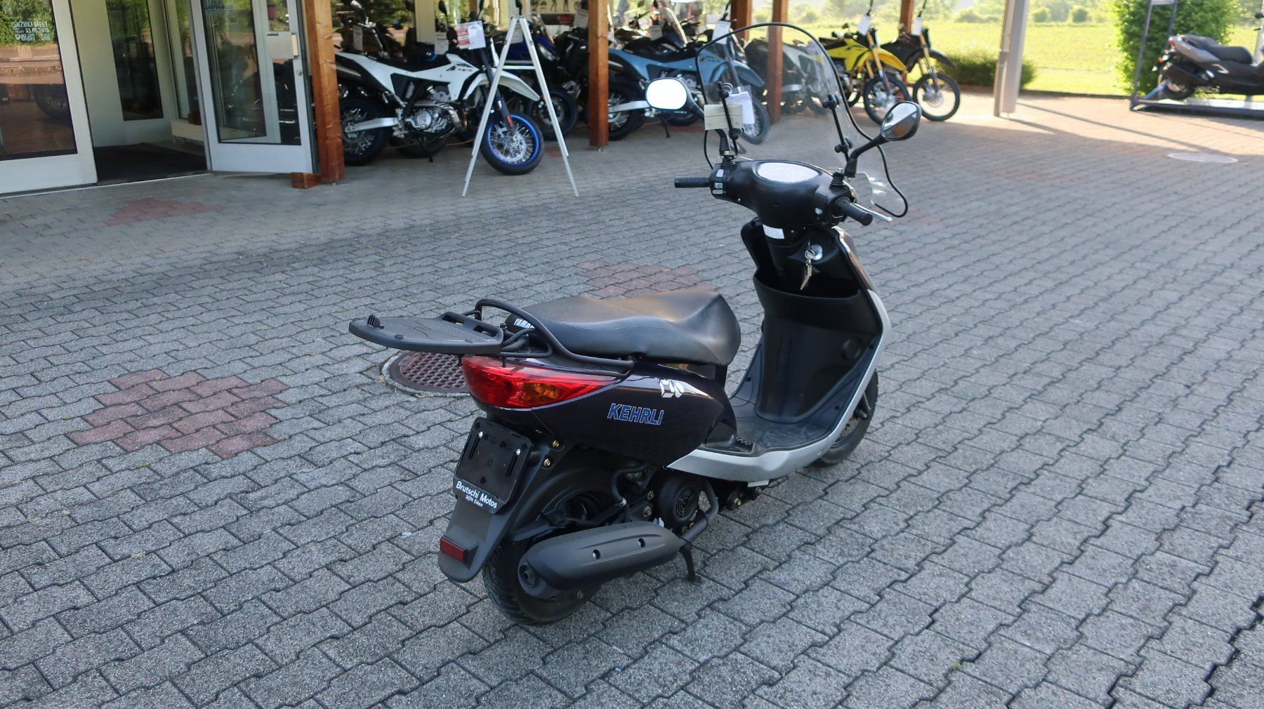 Yamaha Scooter: Yamaha XC125E Vity – Usato da Eiken venduto da Motti2 1