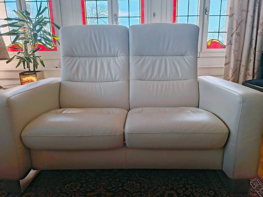 Sofas: Canapé cuir blanc crème Stressless – D'occasion à FRIBOURG par bigpolarbears 3