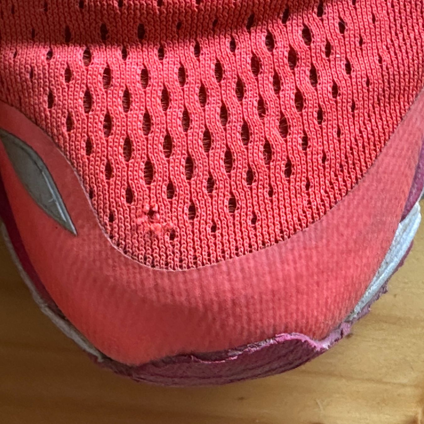 Scarpe da donna: 361 Laufschuh, Gr. 39 – Usato da Tägertschi venduto da TheChange 4
