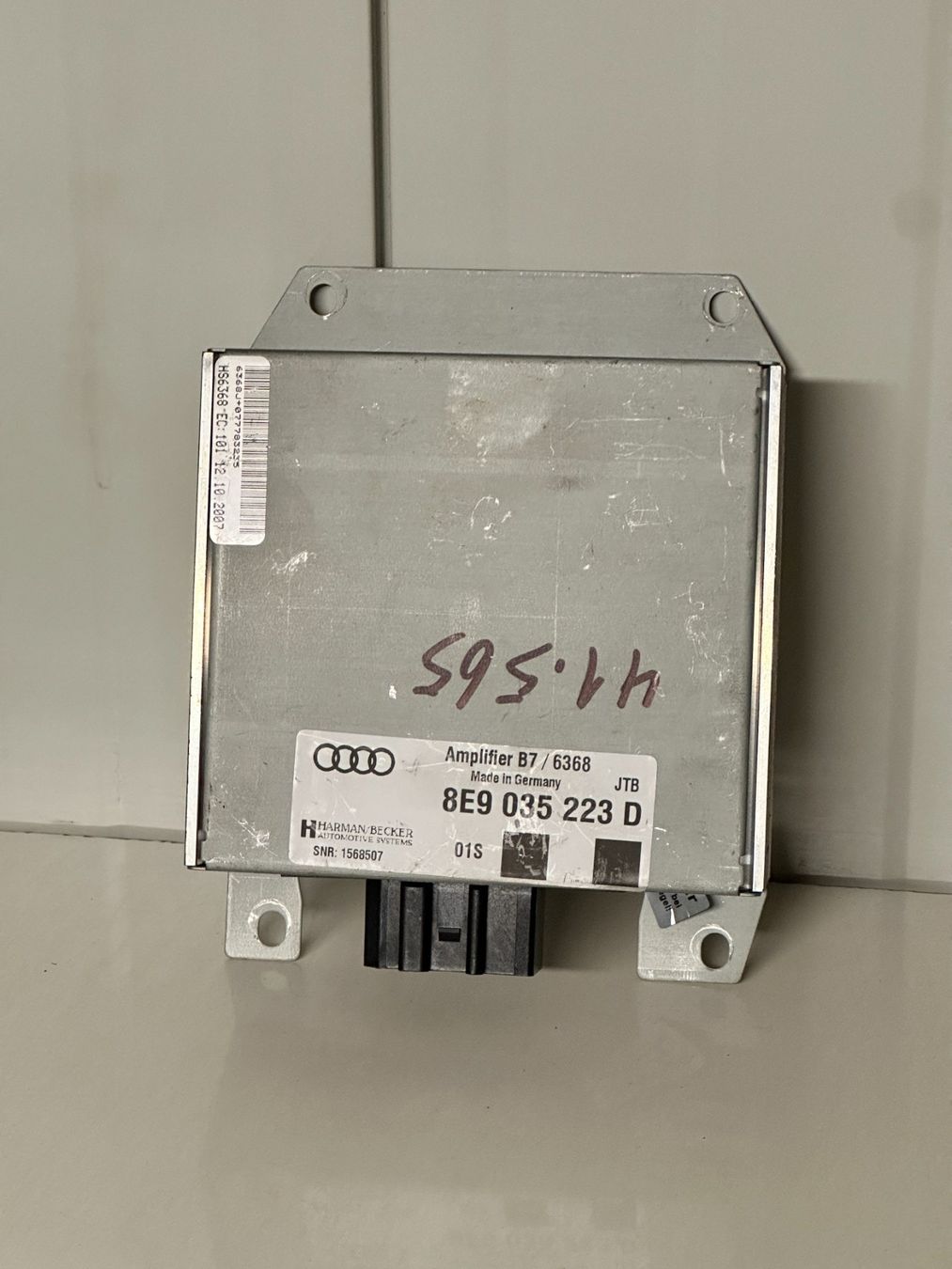 Audi Tutti pezzi di ricambio auto: Audi A4 B6 B7 8E Verstärker / Endstufe – Usato da Belp venduto da neno24