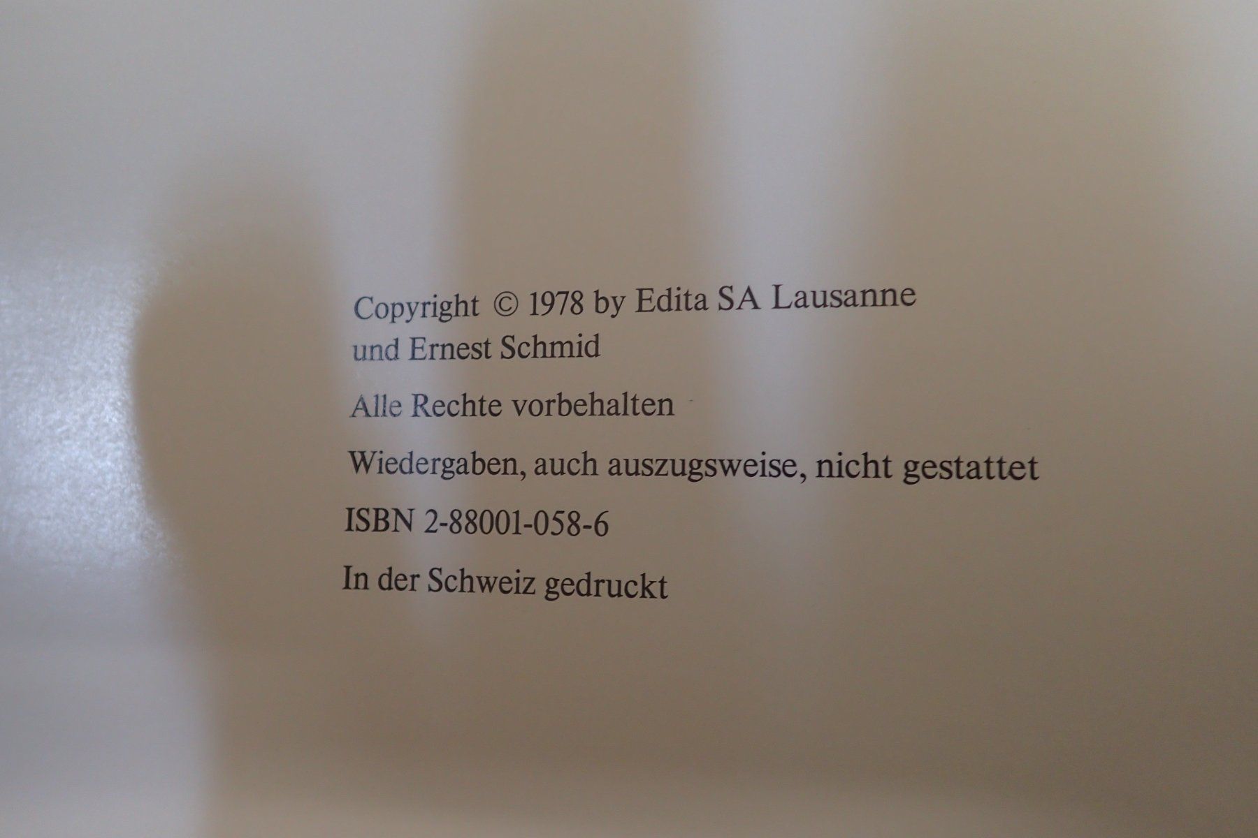 Livres: "Schweizer Autos" - Buch von E. Schmid/Auto-Jahr – D'occasion à Lausanne par Biquette6 9