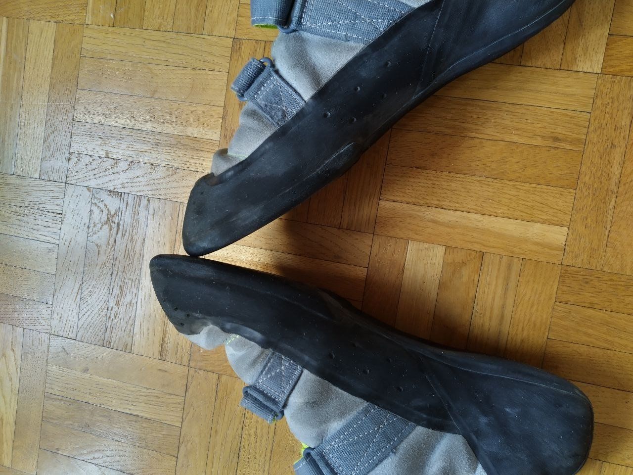 Herrenschuhe: Kletterschuhe Simond Grösse 43 – Gebraucht aus Viganello von ChrisP096 2