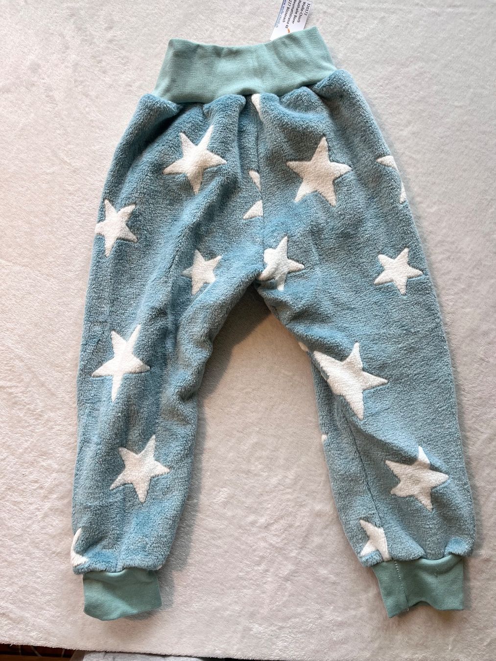 Pantaloni: 1 Kinderhose selbst genäht – Nuovo e nell'imballaggio originale da Büsserach venduto da bor_s88m
