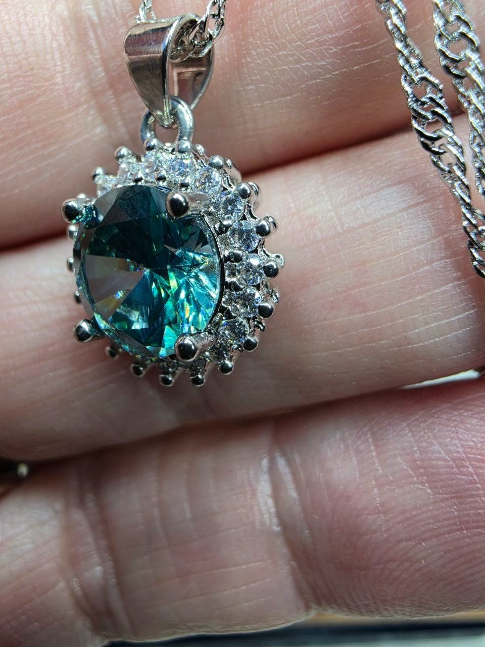Colliers: Collier argent avec zircons – Neuf avec emballage d'origine à Reconvilier par Tsma67 6