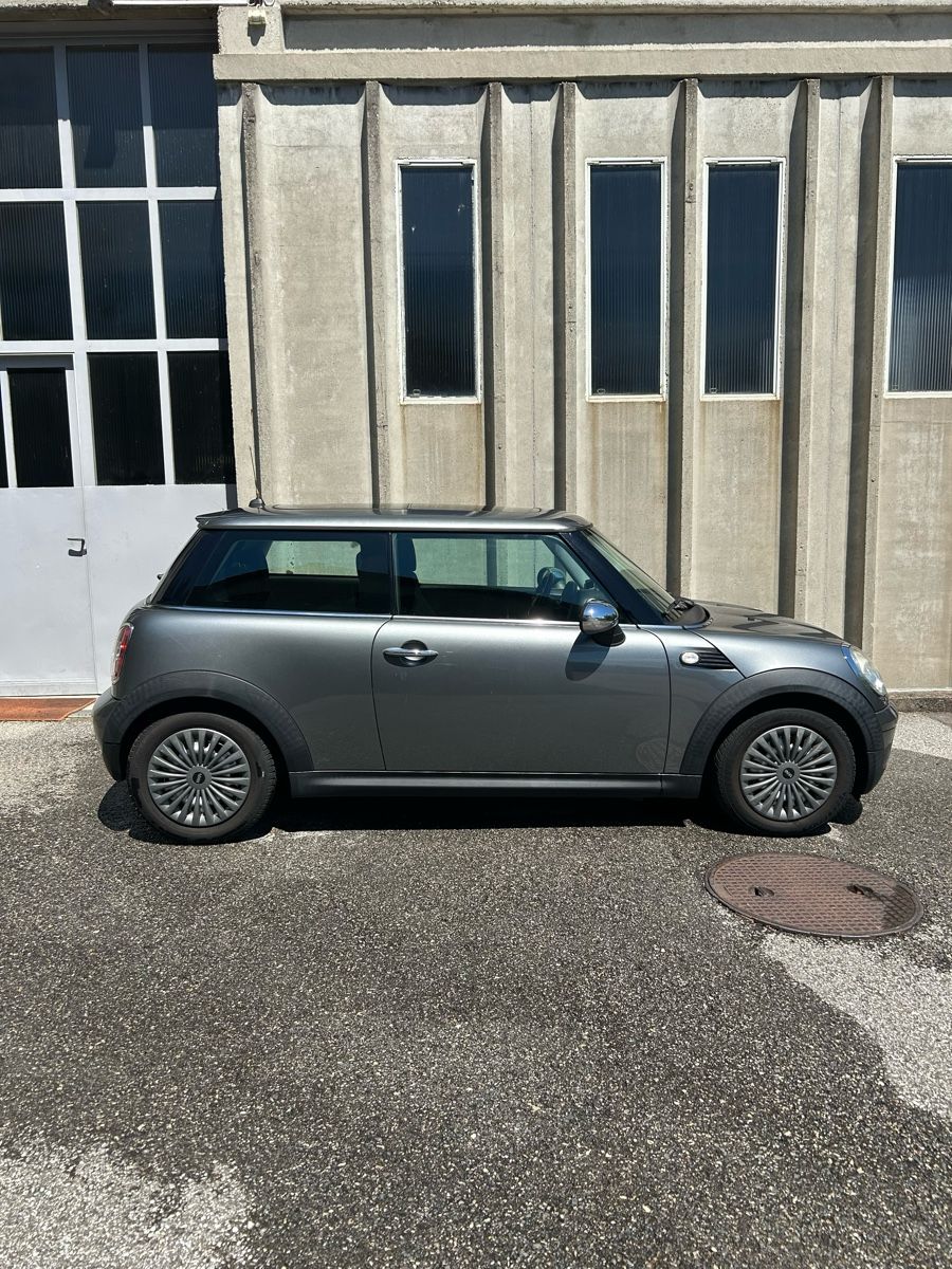 Mini Autos: MINI ONE 1.4 – Gebraucht aus Stabio von Manuelpasca 1