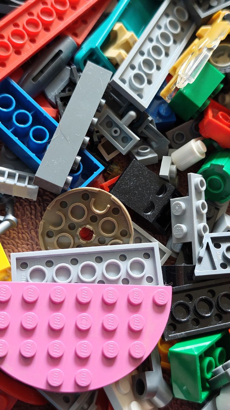 Lego Spielzeuge: Lego ca 1,9 Kilo bunt gemischt – Gebraucht aus Effretikon von Superkarin7 7