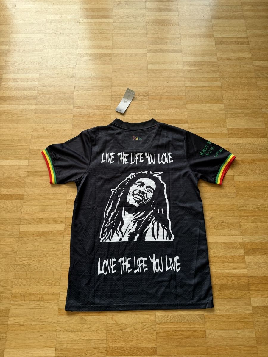 Adidas Canottiere & Pantaloni: Ajax Bob Marley Trikot, Grösse S – Nuovo (secondo la descrizione) da Lausen venduto da SilasSMISPI 1