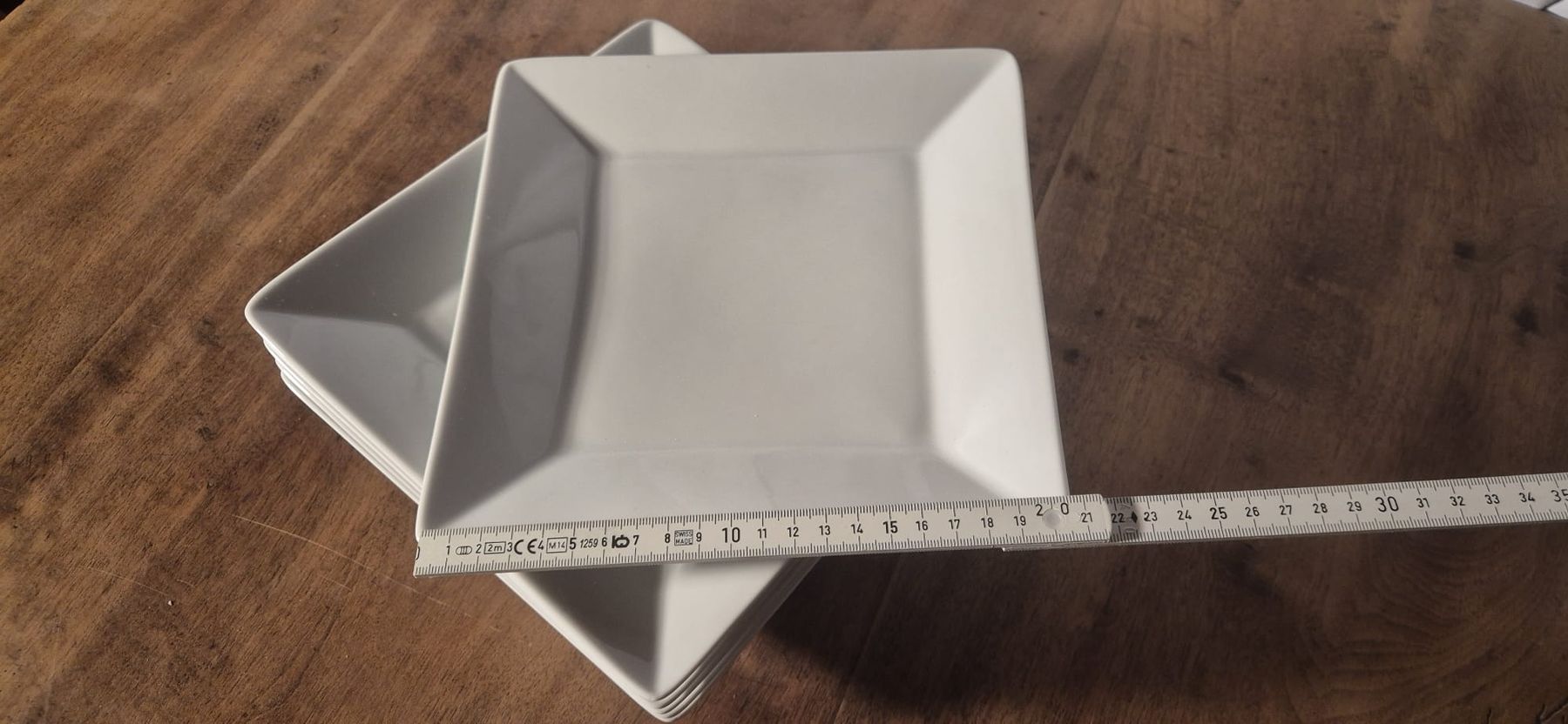 Piatti: 6x quadratische Teller, weiss – Usato da Volketswil venduto da Crystallize 3
